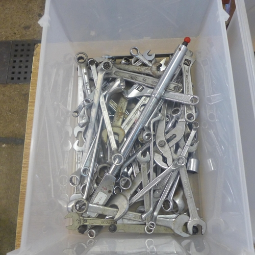 2065 - A quantity of steel set squares and open ended and ring spanners