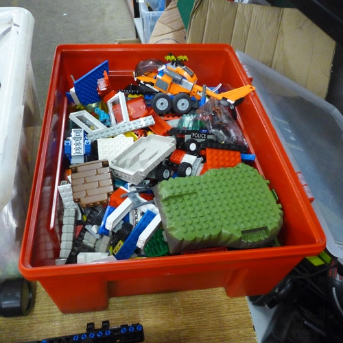 2147 - 5 Boxes of assorted Lego building blocks and a Cada Military Bricks bolt action musket rifle