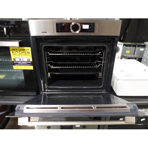 3186 - Bosch Serie 8 Home Connect Single Pyrolytic Oven H595xW595xD548, model no -HBG6764S6B, Original RRP ... 