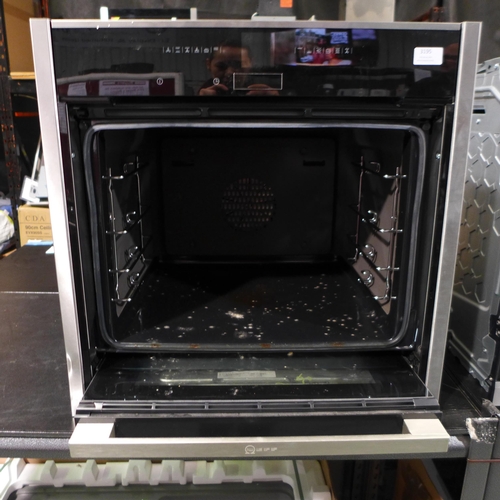 3195 - Neff  Single Multifunction Oven - Slide & Hide (Missing Shelves/ Heavy Usage) H595xW596xD548 N70, mo... 