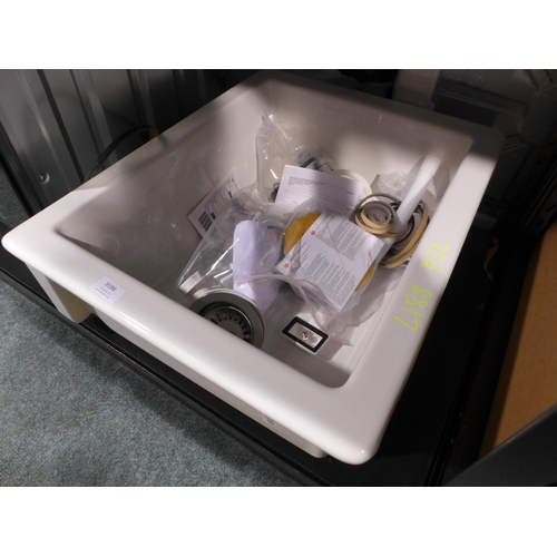 3198 - Belfast Style 1.0 White Sink, Original RRP £207.50 inc VAT (425-188) * This lot is subject to VAT