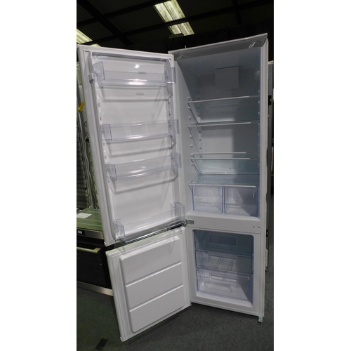 3206 - Zanussi 70/30 Fridge Freezer - Low Frost - Model ZNFN18ES3 (H1772xW546xD549), original RRP £557.50 i... 