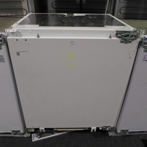 3217 - Zanussi Under Counter Integrated Fridge ( Model ZXAE8ZFR) (425-62) * This lot is subject to VAT