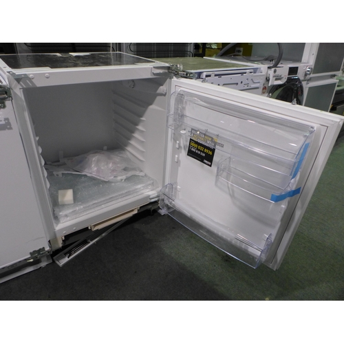 3217 - Zanussi Under Counter Integrated Fridge ( Model ZXAE8ZFR) (425-62) * This lot is subject to VAT