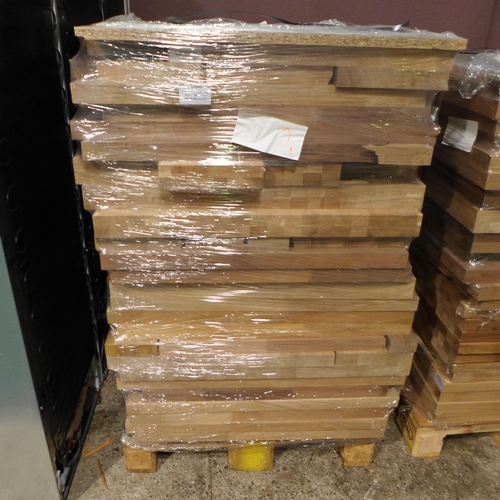 3227 - Pallet Of Solid Oak Off Cuts ( Mixed Sized), Original RRP £2000 inc VAT (425-131) * This lot is subj... 