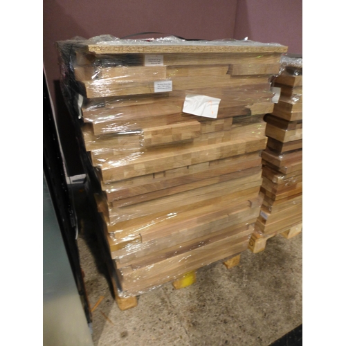 3227 - Pallet Of Solid Oak Off Cuts ( Mixed Sized), Original RRP £2000 inc VAT (425-131) * This lot is subj... 