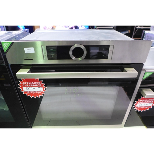 3069 - Bosch  Serie 8 Home Connect Single Pyrolytic Oven H595xW595xD548, model no -HBG6764S6B, Original RRP... 