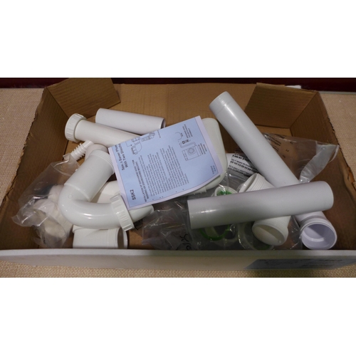 3102 - Mcalpine Universal Space Saver Plumbing Kit (For 2 Bowl Sink) Model  SSK2, Original RRP £16.66 inc V... 