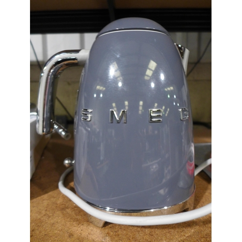 3113 - Smeg Grey Kettle, Model KLF03GRUK original RRP £70 inc. VAT (4194-26) *This lot is subject to VAT