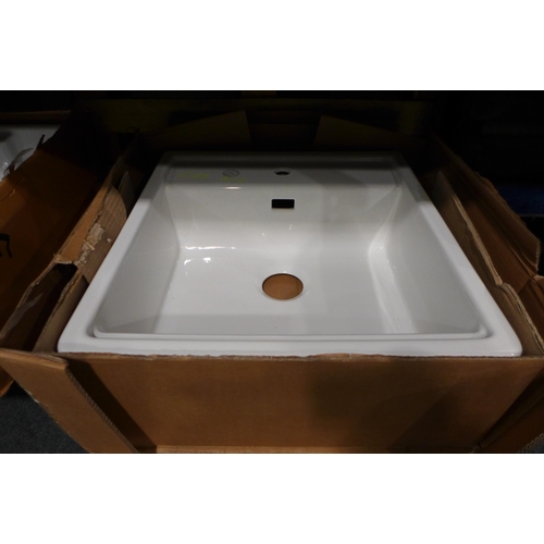 3122 - White Belfast Style Sink, Original RRP £207.50 inc VAT (425-189) * This lot is subject to VAT