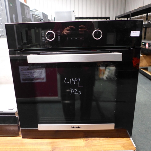 3167 - Miele Single Pyrolytic Oven - Missing Shelves - Model H2465BP (H596xW595xL568), original RRP £832.5 ... 