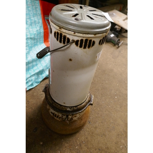 2520 - A vintage Valor No. 207 paraffin heater