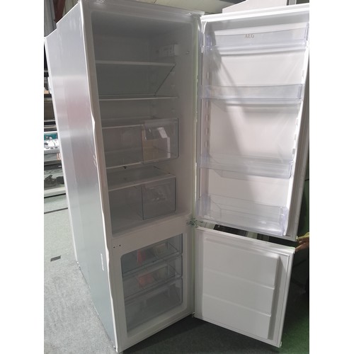 3247 - AEG Integrated 70/30 Fridge Freezer - Model OSC5S18IES, (H1772xW546xD549), original RRP £499.17 inc.... 