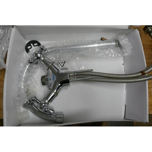 2369 - A Kidson twin lever kitchen mixer tap