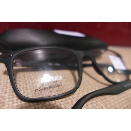 3135 - Rayban Plastic Glasses (Damaged Arm), Men's GANT Blue Plastic Glasses   (314-141,335)  *This lot is ... 