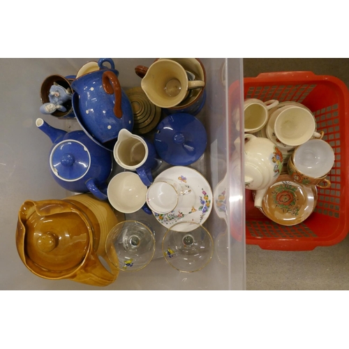 1069 - A box of mixed china and glass, including Dartmouth Pottery Polka Dot, T.G. Green jug, Babycham glas... 