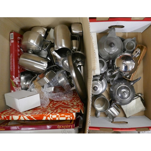 1085 - Two boxes of metalware including hammered pewter teaware, later Old Hall stainless steel and serving... 