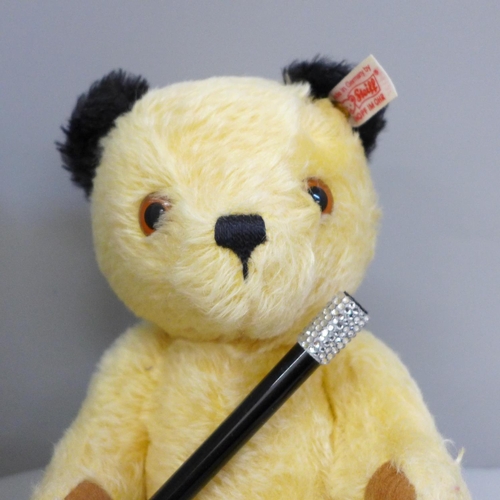 601 - A limited edition Steiff Sooty with certificate