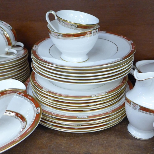 668 - A collection of Royal Doulton Sandon pattern dinnerware and tea ware comprising some seconds, 45 pie... 