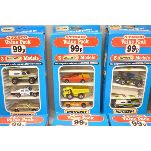 706 - Ten Matchbox MP-4 Superfast gift sets, original retail price 99p Tesco Value Pack, two packs with on... 