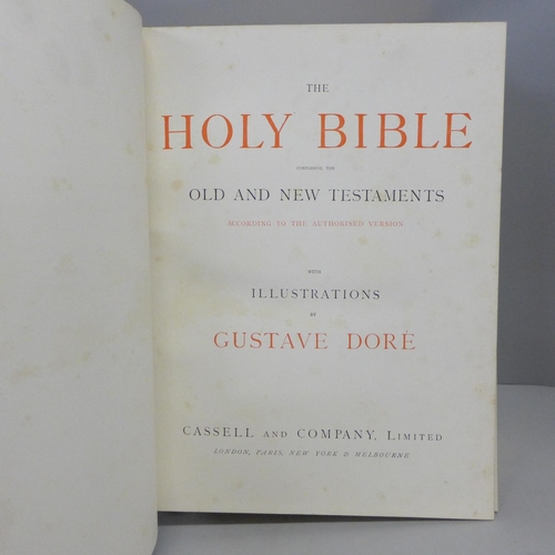 770 - A large family Bible, loose board, with illustrations by Gustave Dore, 167/485