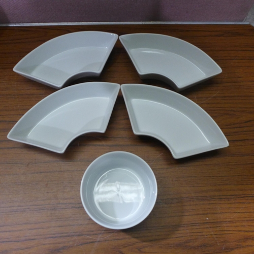 3033 - Lazy Susan With Porcelain Dishes  (315-373) *This lot is subject to VAT