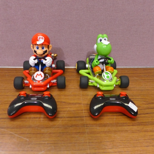 3067 - Mario Kart R/C Racetrack (Mario/Yosh) (315-374) *This lot is subject to VAT