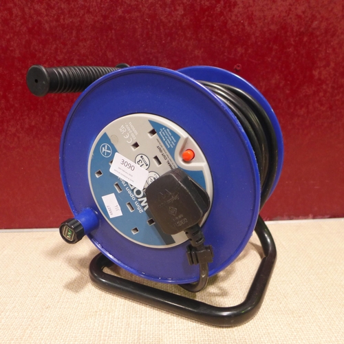 3090 - Work Power 25M Cable Reel (4 Socket 13Amp) (314-99) *This lot is subject to vat