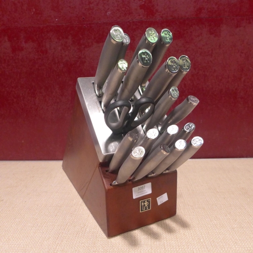 3092 - Henckels Knife Block 20Pc  , original RRP  £144.99 + vat (314-187) *This lot is subject to vat