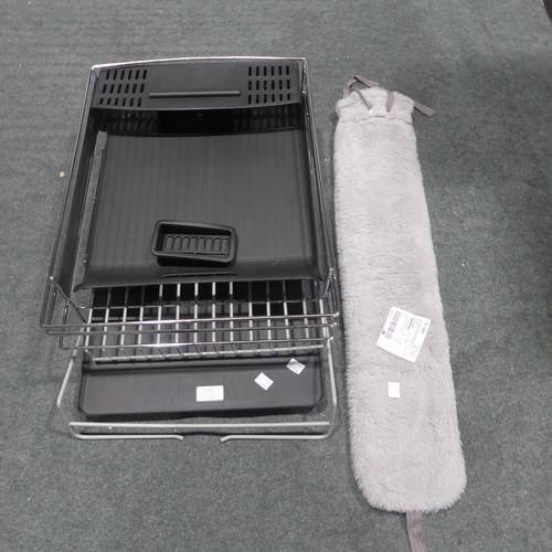 3240 - Sabatier Expandable Dishrack, So Long Hot Water Bottle 72Cm Long  2L (314-106,110) *This lot is subj... 