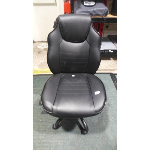 3252 - Bts Task Chair - Model 51551   (314-167) *This lot is subject to vat