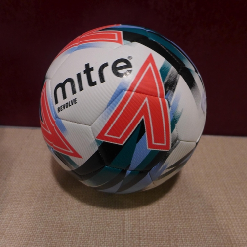 3311 - Mitre Football Size:5, Micro Unicorn Helmet (315-82,98) *This lot is subject to VAT