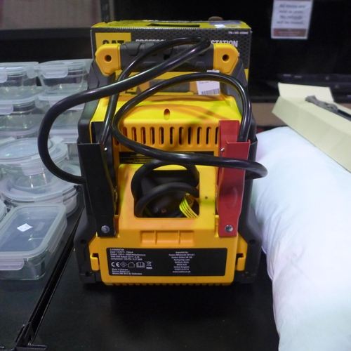 3316 - Cat Jump Starter (1200 Amp) (315-105) *This lot is subject to VAT