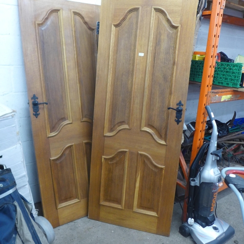 2294 - A pair of oak doors