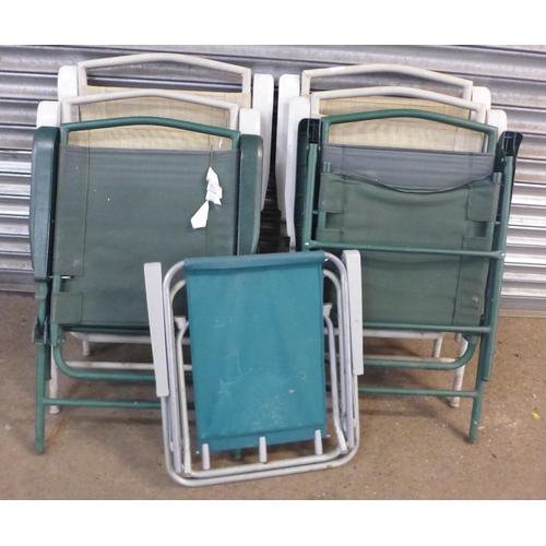 2336 - 7 Folding garden chairs