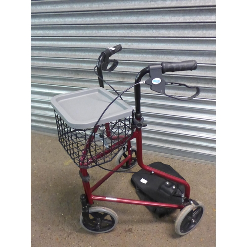 2361 - A 3-wheel walker frame/rollator