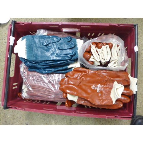 2373 - Approx. 35 pairs of Hurricane size 10 brown plastic coated gloves