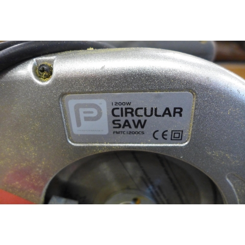 2015 - A Performance Power 185mm circular saw in box (FMTC1200CS)