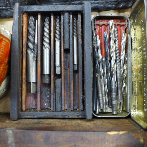 2018 - 3 Boxes of assorted hand tools including a large quantity of vintage masonry cold chisels, a Mason M... 