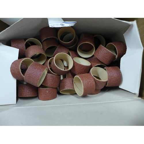 2040 - Approx. 380 assorted abrasive bands