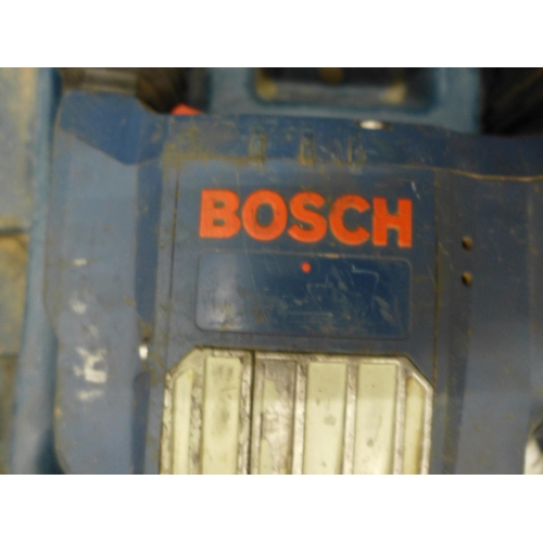 2045 - A Bosch Boschhammer GSH C36 060 110v professional breaker