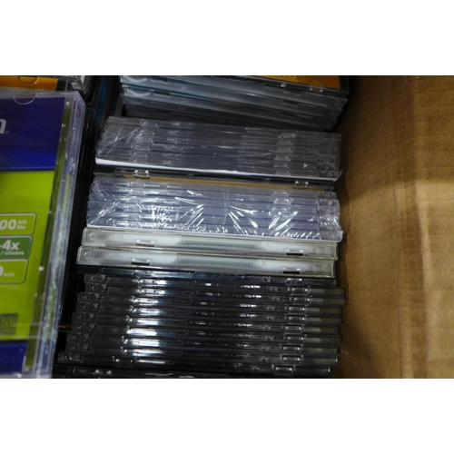 2095 - A box of approx. 200-300 blank CDs