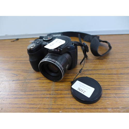 2106 - A Fujifilm Finepix S2970 digital camera