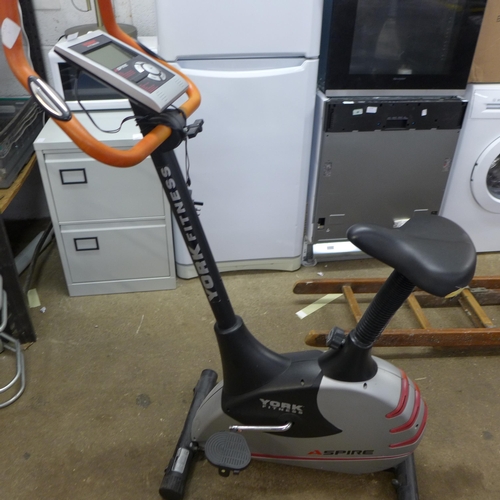 2171 - A York Aspire fitness exercise bike