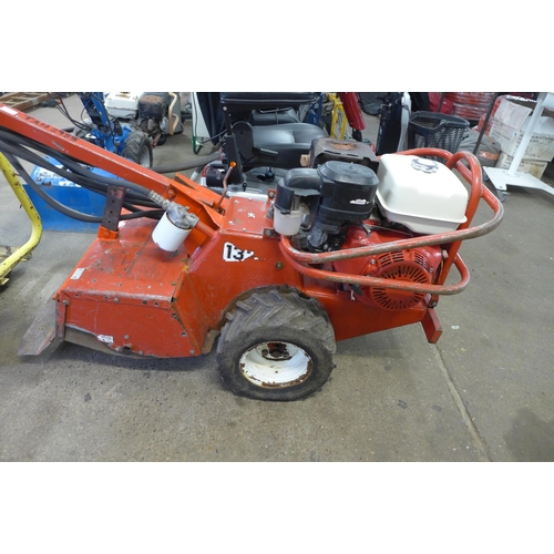 2182 - A Barreto 1320 hydraulic drive rotavator/tiller with a 13hp Honda engine