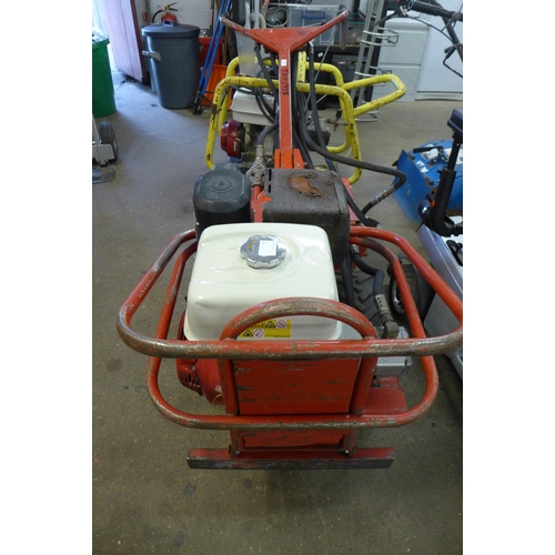 2182 - A Barreto 1320 hydraulic drive rotavator/tiller with a 13hp Honda engine