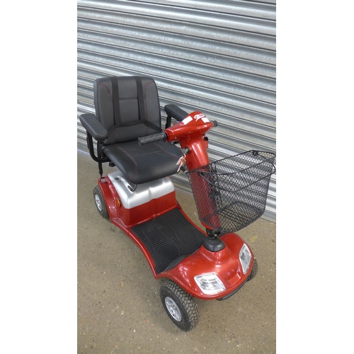 2184 - A Kymco For U 4-wheeled mini pavement mobility scooter with keys and battery charger