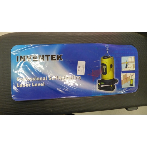 2198 - An Inventek professional self-adjusting laser level kit (LD-Sl02)