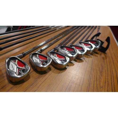 3301 - Macgregor Dct4000 Golf Set , Original RRP £249.99 + VAT (315-285) *This lot is subject to VAT