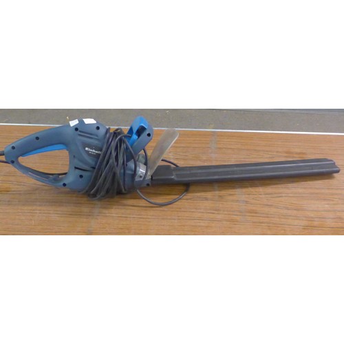 2239 - An Einhell 240v hedge cutter (BG-EH551)